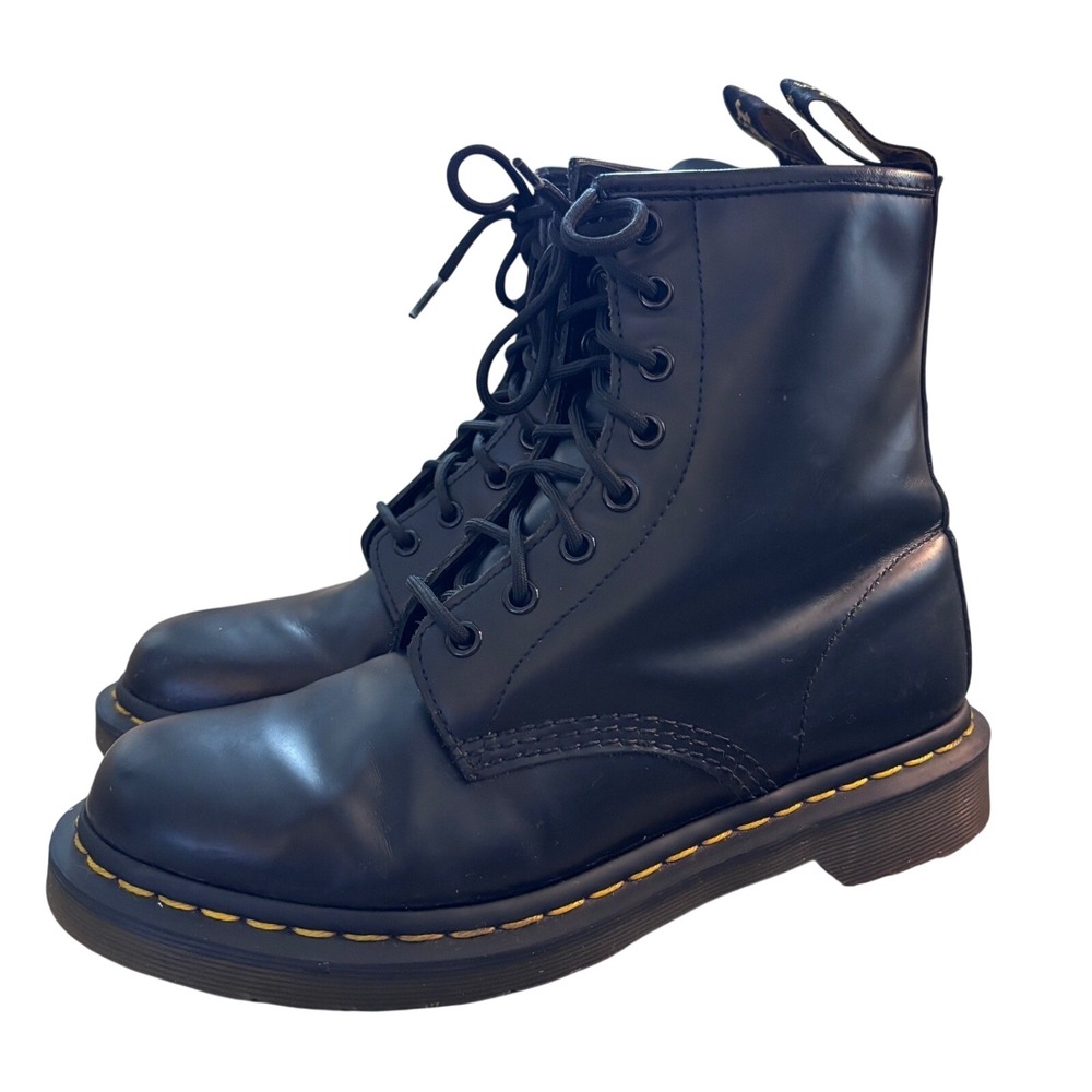 Dr. Martens 1460 Smooth Black Leather 8-Eye Lace Up Combat Boots Womens 9 Mens 8